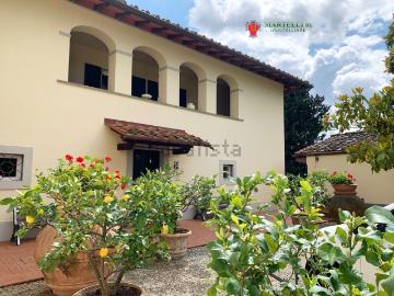 Case e ville in vendita di 520 m² in Via di Villamagna