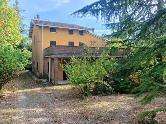 Case e ville in vendita di 520 m² in Località San Michele Nuovo, 2