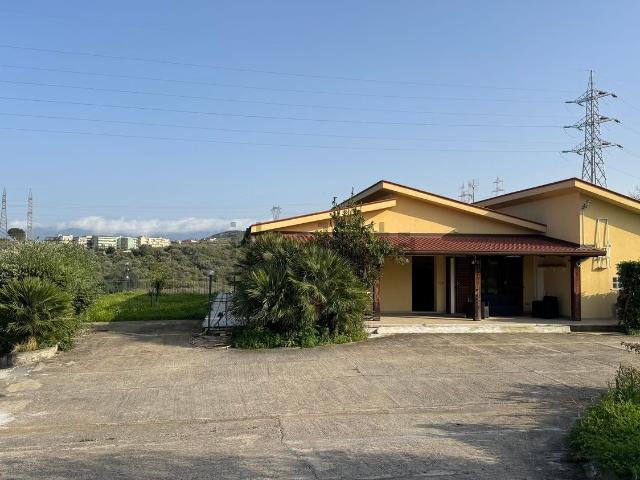 Case e ville in vendita di 521 m² in Contrada rosa, 7