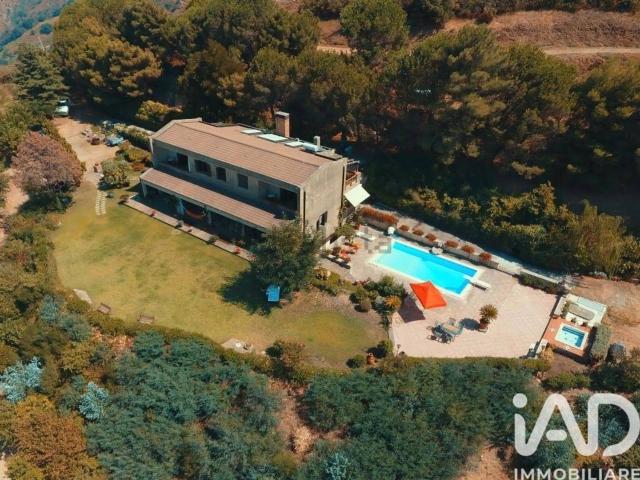 Case e ville in vendita di 523 m² in Contrada Filattò
