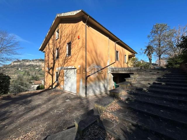 Case e ville in vendita di 523 m² in Località San Martino, 8