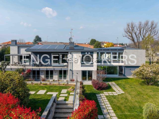 Case e ville in vendita di 529 m² in Via Goffredo Mameli, 12