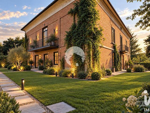 Case e ville in vendita di 533 m² in Via Giambattista Vico