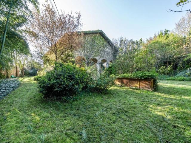 Case e ville in vendita di 534 m² in Via Alta San Michele, 35