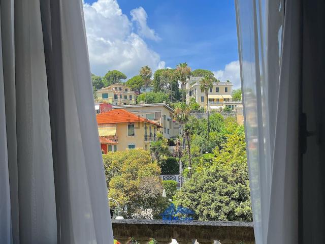 Case e ville in vendita di 534 m² in Via Jacopo Ruffini