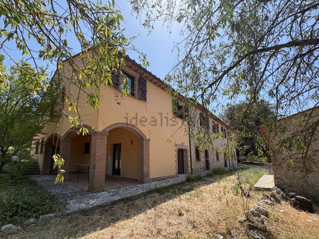 Case e ville in vendita di 536 m² in Strada di Siano, 2