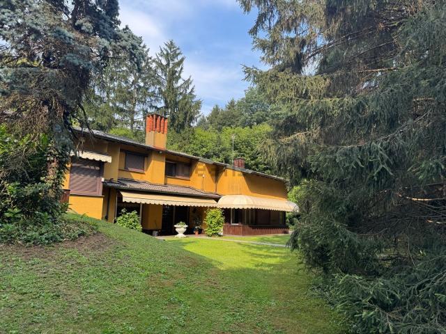 Case e ville in vendita di 539 m² in Via per Subinago, 16