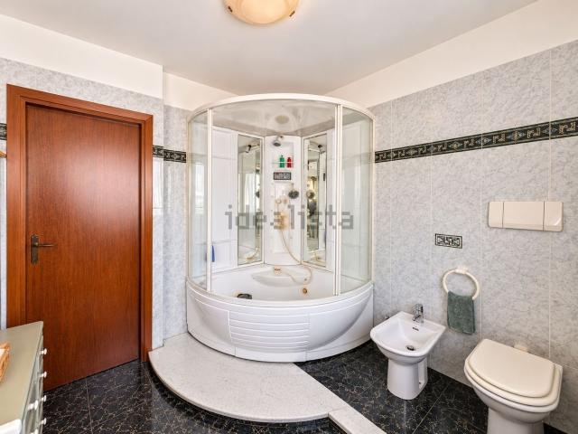 Case e ville in vendita di 57 m² in Via Trento, 46