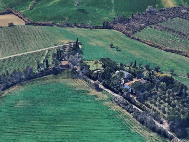 Case e ville in vendita di 540 m² in Via Consorziale