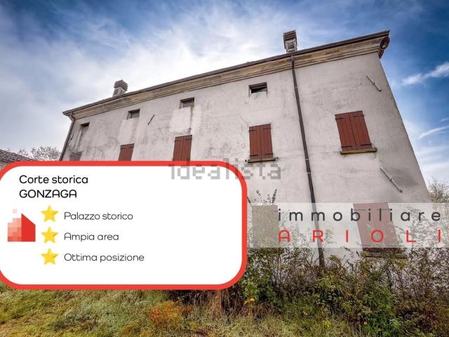 Case e ville in vendita di 540 m² in Via Brigate Garibaldine