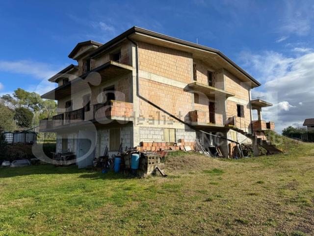 Case e ville in vendita di 540 m² in Via Selvapiana