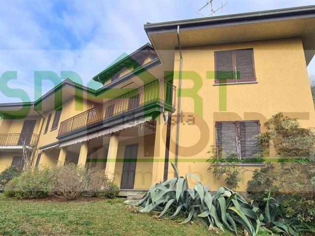 Case e ville in vendita di 540 m² in Piazza Parrocchiale
