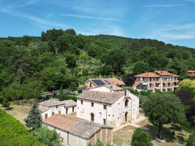 Case e ville in vendita di 544 m²