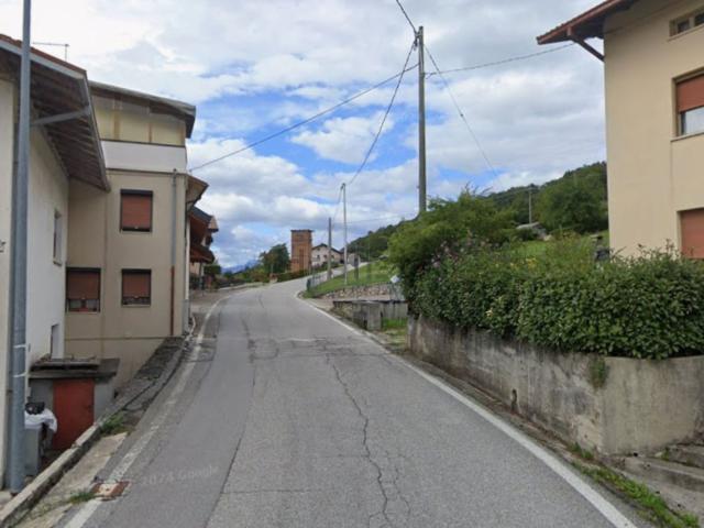 Case e ville in vendita di 546 m² in Via Società Operaia