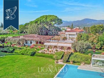 Case e ville in vendita di 550 m²