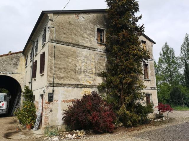Villetta indipendente in vendita di 550 m² in Via Palazzina, 3