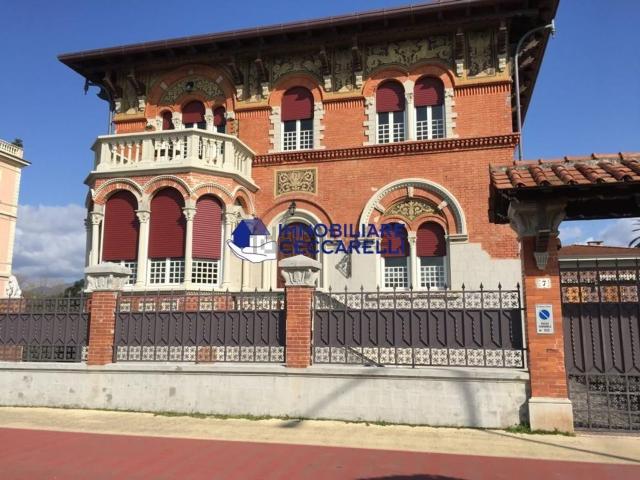 Case e ville in vendita di 550 m²