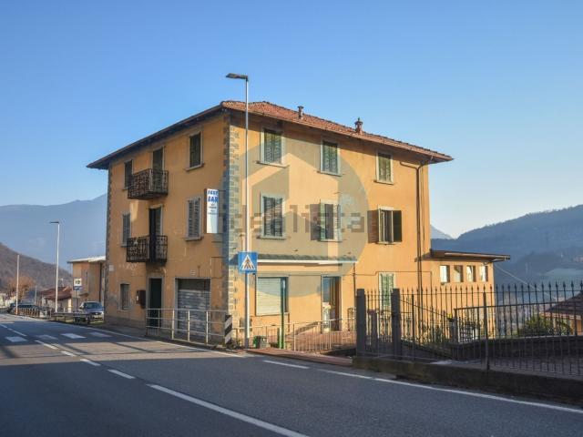 Case e ville in vendita di 550 m²