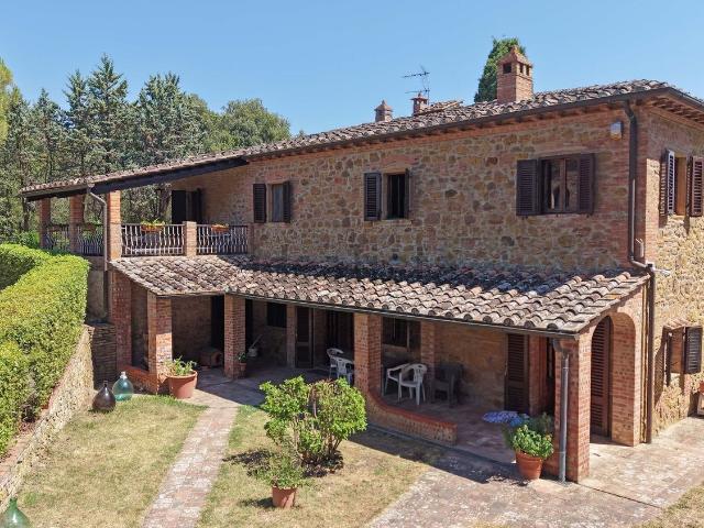 Case e ville in vendita di 550 m² in Via Cerroni, 18