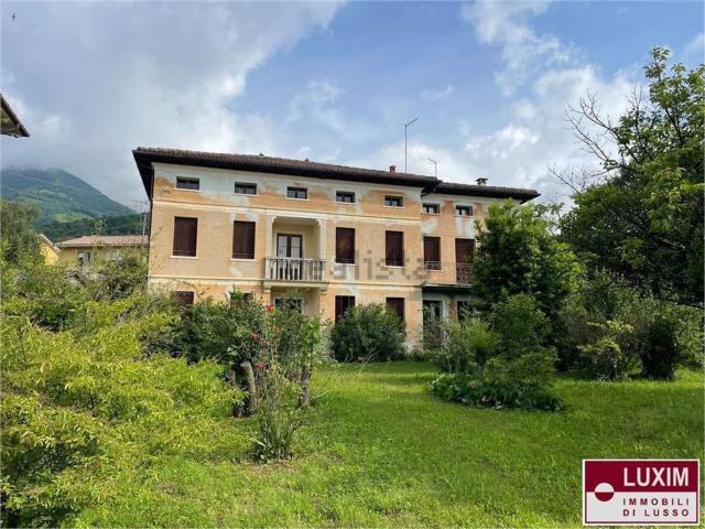 Case e ville in vendita di 550 m² in Via Antonio Canova