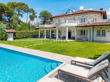 Case e ville in vendita di 550 m² in Viale Italico, 71