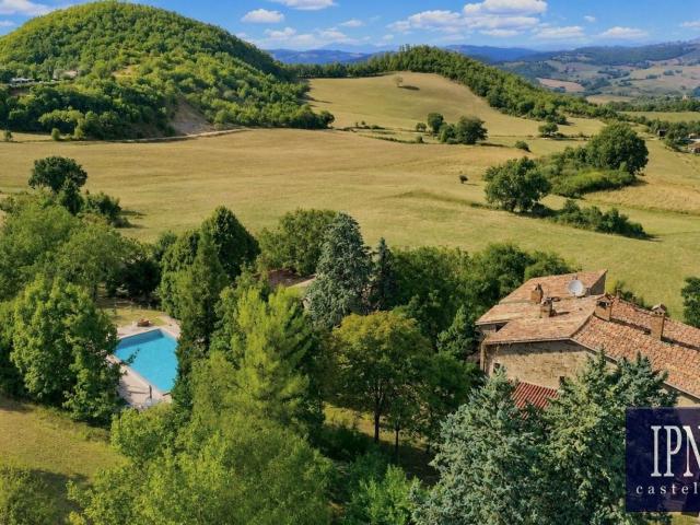 Case e ville in vendita di 550 m² in Località caporeggiano