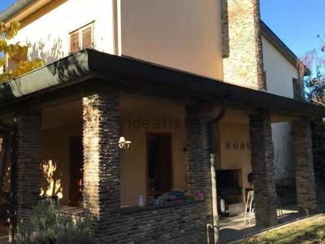 Case e ville in vendita di 553 m²