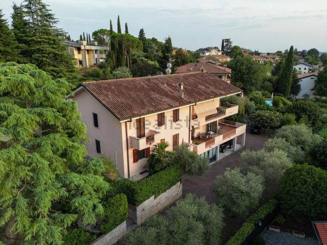 Case e ville in vendita di 557 m²