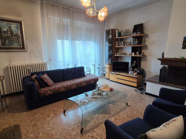 Case e ville in vendita di 560 m²