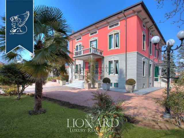 Case e ville in vendita di 560 m²