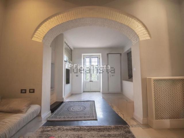 Case e ville in vendita di 560 m² in Via Egidio Bellandi, 19