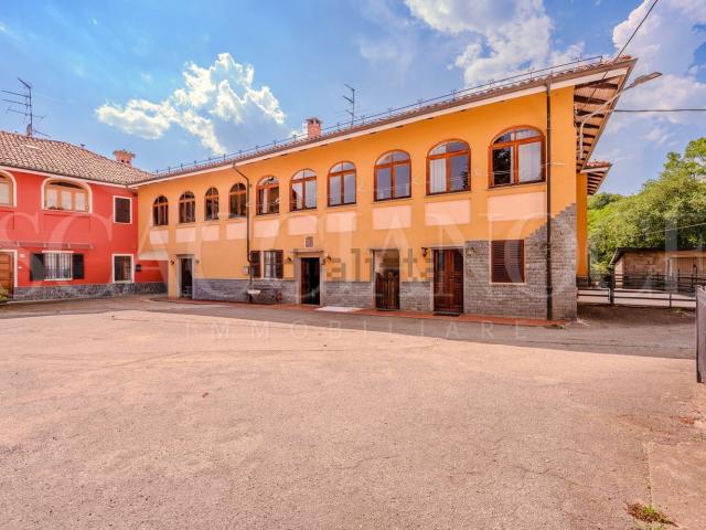 Case e ville in vendita di 560 m² in Frazione Masere, 59