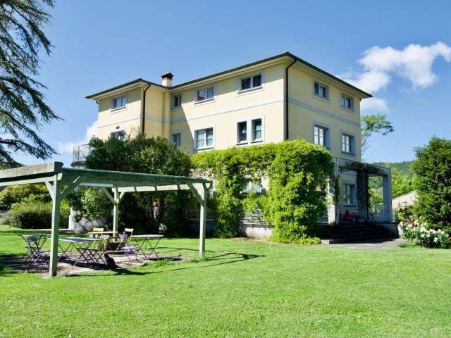 Case e ville in vendita di 561 m²