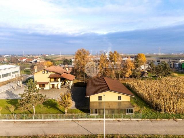 Case e ville in vendita di 564 m²