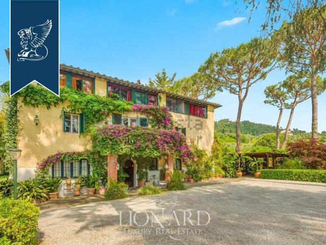 Case e ville in vendita di 568 m²