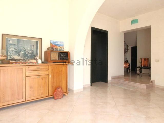 Case e ville in vendita di 568 m² in Via Tadiei, 20