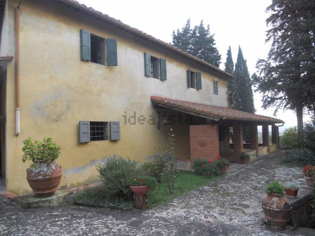 Case e ville in vendita di 570 m²