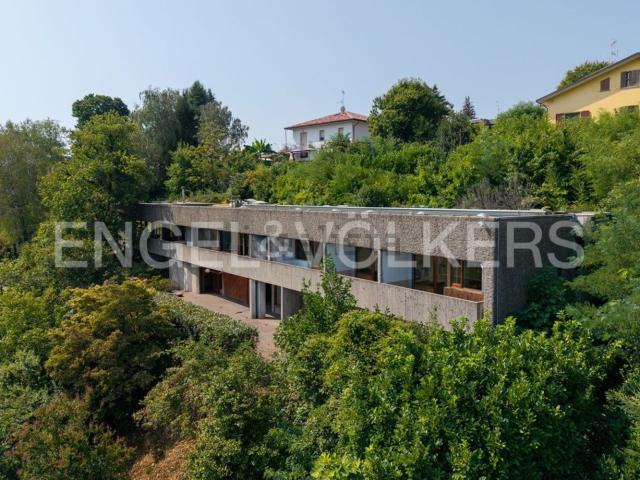 Case e ville in vendita di 570 m² in Via Giosuè Carducci, 1