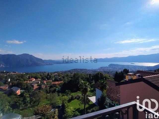 Case e ville in vendita di 570 m² in Via Maggiore, 24