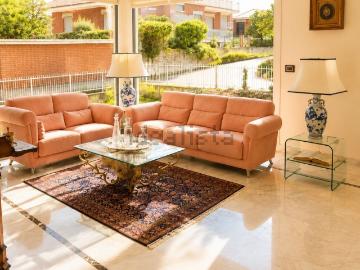 Case e ville in vendita di 570 m² in Strada del Fortino