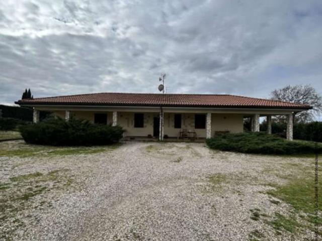 Case e ville in vendita di 574 m² in Strada Pian di Tortora