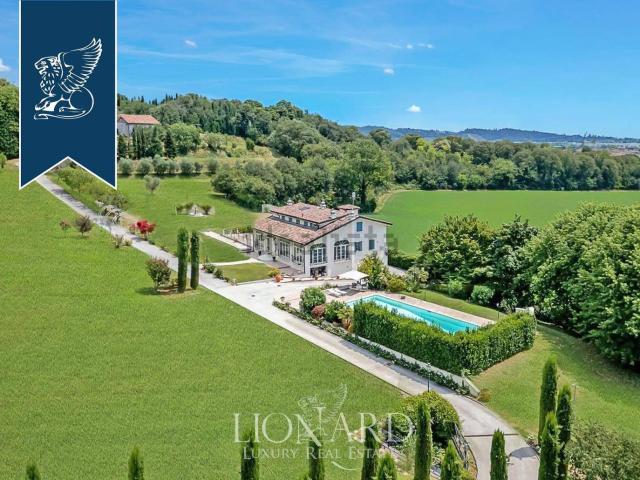 Case e ville in vendita di 575 m²