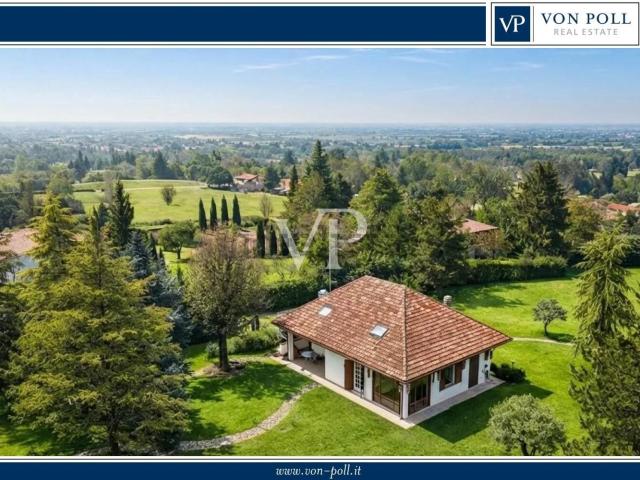 Case e ville in vendita di 580 m² in Strada Giuseppe Mazzini