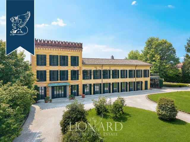 Case e ville in vendita di 583 m²