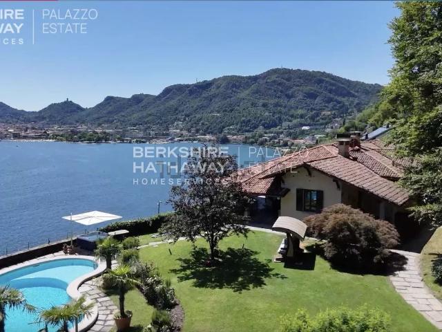 Case e ville in vendita di 587 m² in Via Per Cernobbio