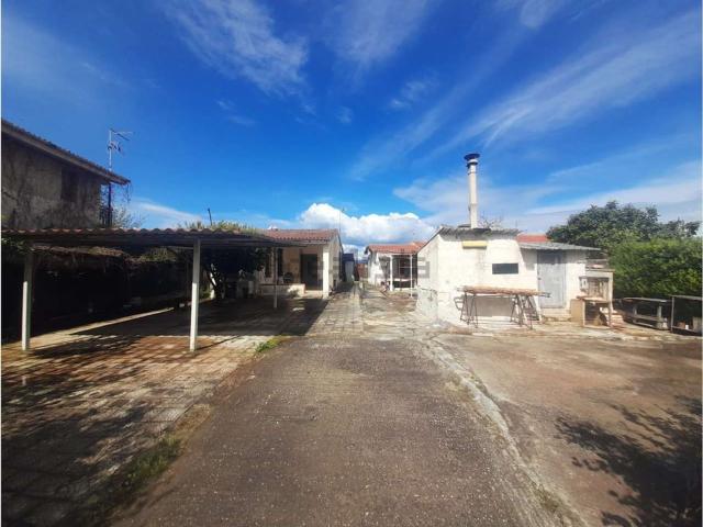 Case e ville in vendita di 58 m² in Traversa San Corrado, 1