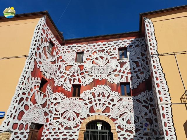 Case e ville in vendita di 590 m² in Via Roma