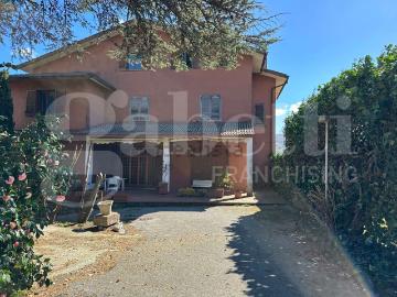 Case e ville in vendita di 590 m² in Contrada Cretazzo, 7