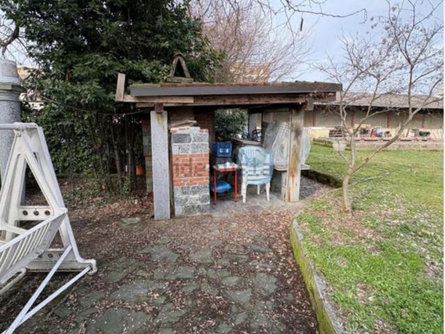 Case e ville in vendita di 591 m² in Strada Farnesiana