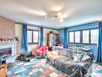 Case e ville in vendita di 598 m² in Via Giuseppe Mazzini, 122
